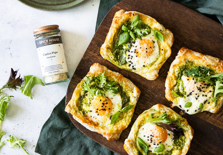 Cacio e Pepe Breakfast Egg Tartlets