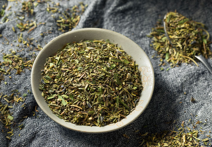 What Are Herbs de Provence? How to Make (and Use) Your Own Provençal Herb  Blend - 2024 - MasterClass